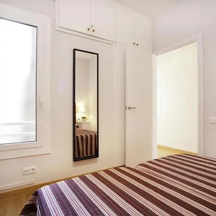 Image 3 - Carrer de Casanova, 136, 138, 08001 Barcelona, Spain - Apartment for rent