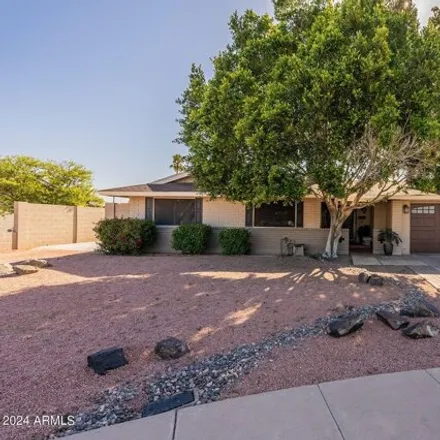 Rent this 4 bed house on 4099 South Holbrook Lane in Tempe, AZ 85282