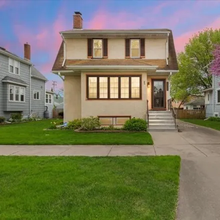 Buy this 3 bed house on Kenilworth Avenue in Berwyn, IL 60402