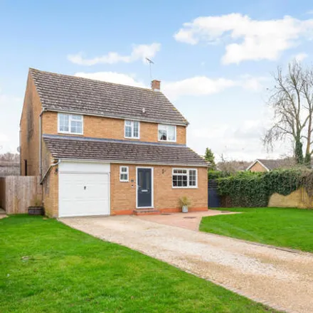 Buy this 4 bed house on Robins Close in Barford St Michael, OX15 0RP