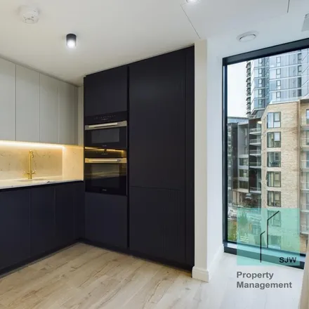 Rent this 1 bed apartment on Kestrel House in Pickard Street, London