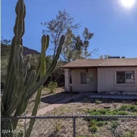 Rent this 3 bed house on 1419 East Hatcher Road in Phoenix, AZ 85020