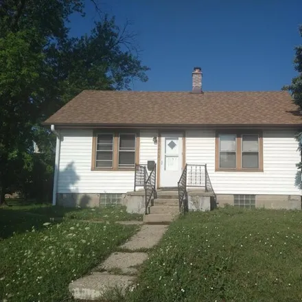 Buy this 2 bed house on 3515 North 76th Street in Milwaukee, WI 53222