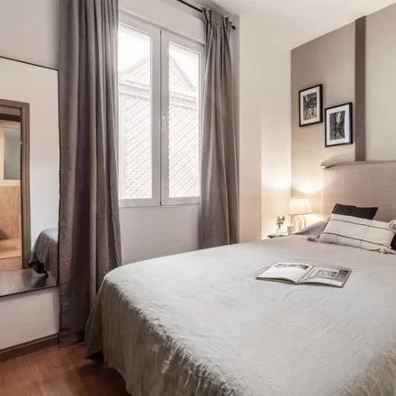 Rent this 2 bed apartment on Calle de Goya in 38, 28001 Madrid