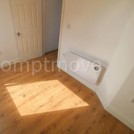 Rent this 1 bed apartment on Seven Stars Properties in King Street, Luton