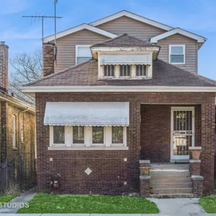 Buy this 4 bed house on 8056 South Kenwood Avenue in Chicago, IL 60619