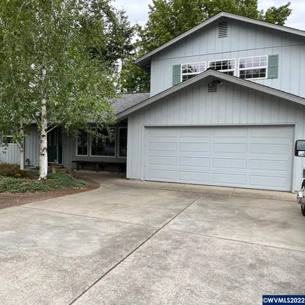 Buy this 3 bed house on 3385 Camellia Drive South in Salem, OR 97302