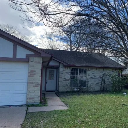 Rent this 3 bed house on 2537 Radcliffe Drive in Fort Bend County, TX 77498