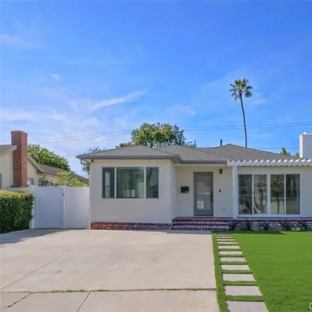 Rent this 4 bed house on 11315 Utopia Avenue in Los Angeles, CA 90230
