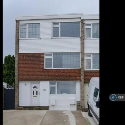 Rent this 1 bed house on Elmfield Close in Gravesend, DA11 0LP