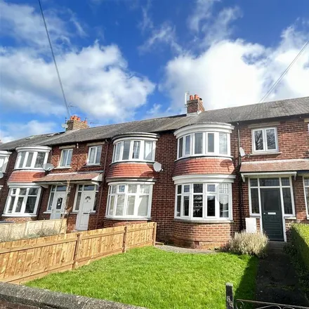 Rent this 3 bed townhouse on 16 Crosby Road in Northallerton, DL6 1AA