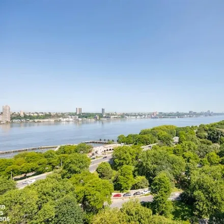 Buy this studio apartment on 54 RIVERSIDE DRIVE 16A/PHA in New York
