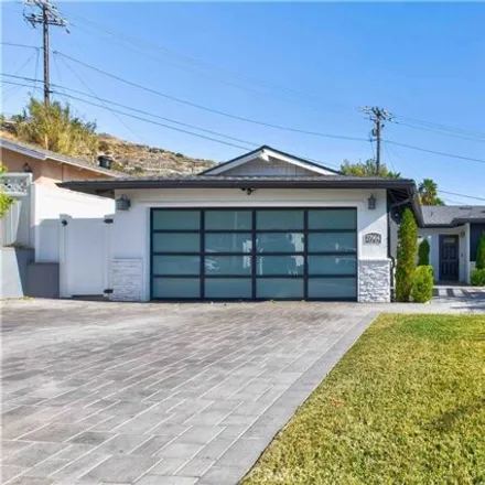 Buy this 3 bed house on 27992 Carvel Drive in Santa Clarita, CA 91351