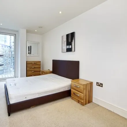 Image 5 - 1 Lightermans Road, Millwall, London, E14 9DQ, United Kingdom - Apartment for rent
