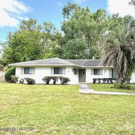 Buy this 3 bed house on 2220 East Florence Avenue in DeLand, FL 32724