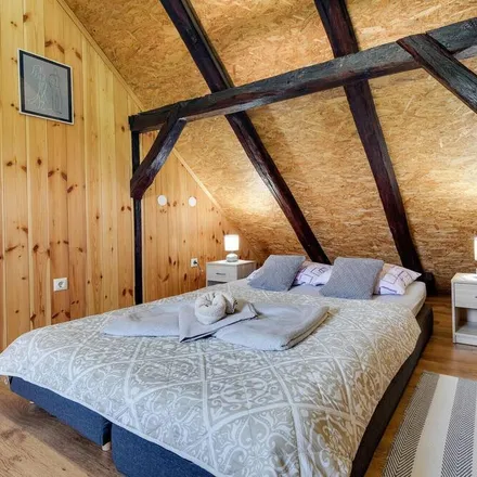 Rent this 2 bed house on Duga Resa in Kolodvorska ulica, 47250 Duga Resa