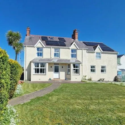 Buy this 5 bed house on Amlwch Road in Benllech, LL74 8SS