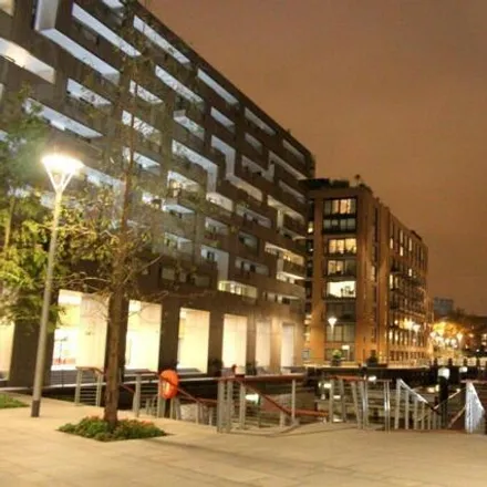 Image 2 - Caro Point, 5 Gatliff Road, London, SW1W 8BE, United Kingdom - Room for rent