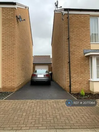 Image 4 - 8 Hempton Field Drive, Patchway, BS34 5DD, United Kingdom - House for rent