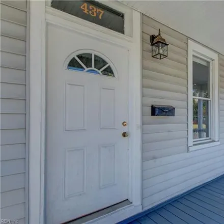 Image 2 - 437 West 27th Street, Norfolk, VA 23517, USA - House for sale