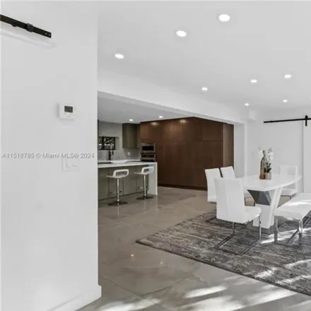 Image 7 - 888 West 47th Street, Miami Beach, FL 33140, USA - House for sale