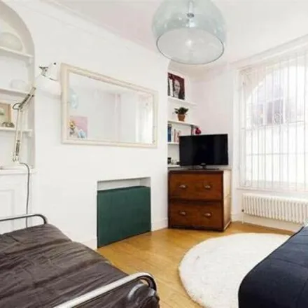 Buy this 2 bed apartment on Ambrose King Centre and Grahame Hayton Unit in Mount Terrace, London