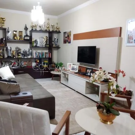 Buy this 3 bed house on Rua dos Bandeirantes 317 in Glória, Joinville - SC