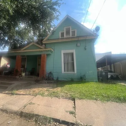 Buy this 4 bed house on 1519 Holly Avenue in Dallas, TX 75204