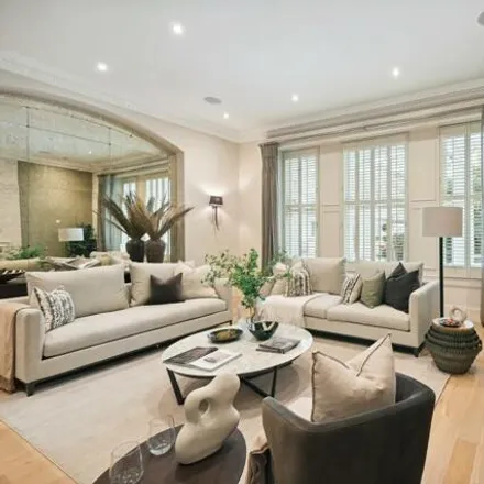 Rent this 3 bed apartment on 27 Onslow Square in London, SW7 3NN