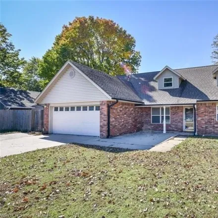 Buy this 4 bed house on 2704 South 97th Circle in Fort Smith, AR 72903
