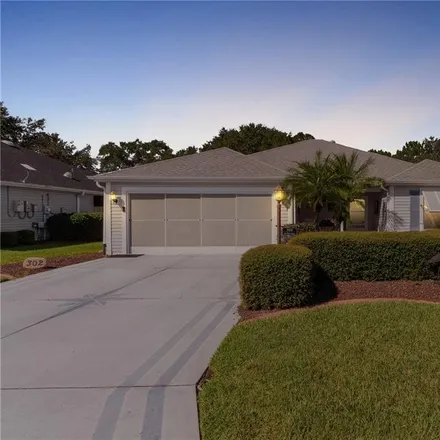 Image 3 - 304 Carrera Drive, The Villages, FL 32162, USA - House for sale