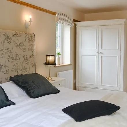 Rent this 3 bed duplex on Pettaugh in IP14 6AZ, United Kingdom