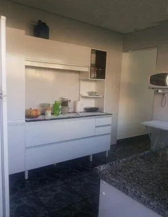 Buy this 2 bed house on Rua Arariba in Jardim do Estádio, Santo André - SP