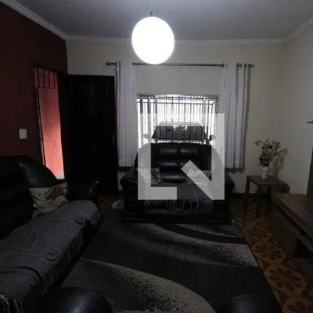 Rent this 4 bed house on Rua Marques Malheiro in Jardim Modelo, São Paulo - SP