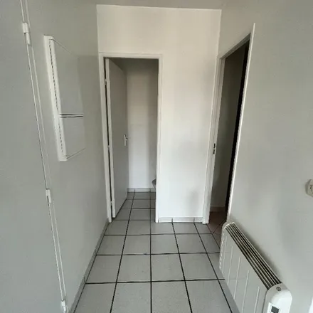Rent this 2 bed apartment on 7 Rue Parmentier in 91600 Savigny-sur-Orge, France