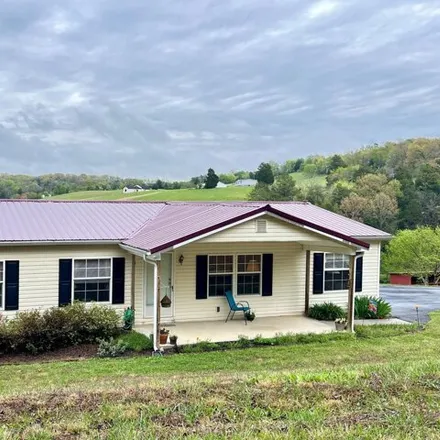 Buy this studio apartment on 14259 State Route 72 in Tellico Village, Loudon County