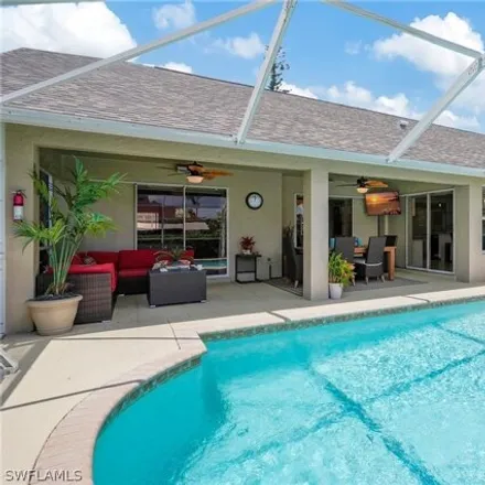 Image 4 - 2011 Southeast 17th Place, Cape Coral, FL 33990, USA - House for sale
