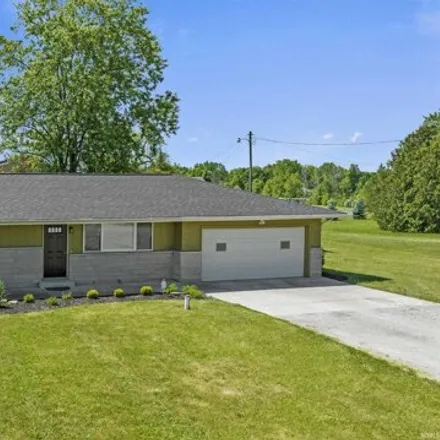 Rent this 3 bed house on 12252 Leo Rd in Fort Wayne, Indiana