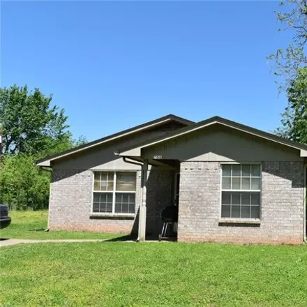 Buy this 3 bed house on 699 South H Street in Hugo, OK 74743