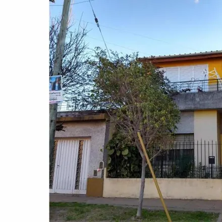 Buy this 3 bed house on Inalican 1101 in Partido de Morón, B1708 KCH Haedo