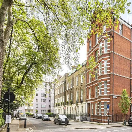 Rent this 2 bed apartment on Red Lion Square in London, WC1R 4QF