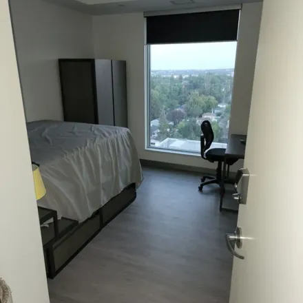 Image 7 - The Hub, 2416 16 Avenue NW, Calgary, AB T2N 1E8, Canada - Apartment for rent