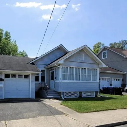 Image 1 - 355 Thompson Avenue, North Middletown, Middletown Township, NJ 07748, USA - House for sale