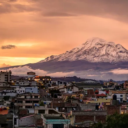 Rent this 2 bed house on Riobamba