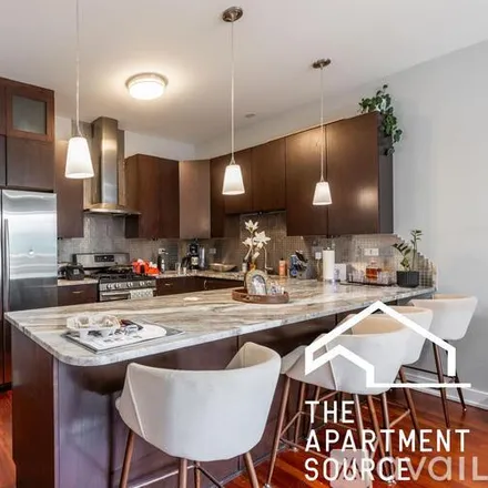 Image 1 - 614 N Ogden Ave, Unit 2 - Apartment for rent
