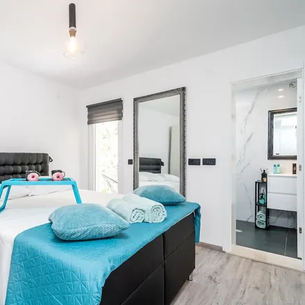 Rent this 5 bed house on Trstenik in Dubrovnik-Neretva County, Croatia