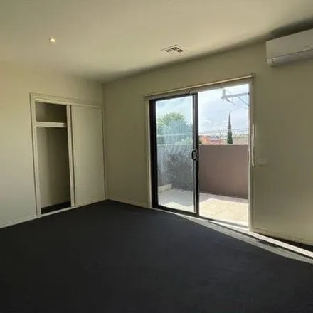 Image 4 - Somerville Road, Yarraville VIC 3013, Australia - Apartment for rent