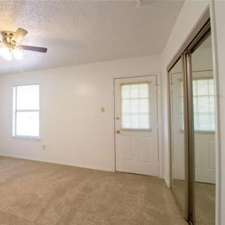 Image 9 - 2108 Edwin St Unit 2110, Fort Worth, Texas, 76110 - House for rent