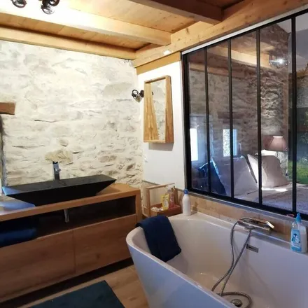 Rent this 2 bed apartment on 26160 Portes-en-Valdaine