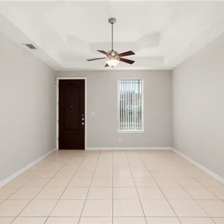 Image 3 - 3135 Scotland Drive, Edinburg, TX 78539, USA - Apartment for rent